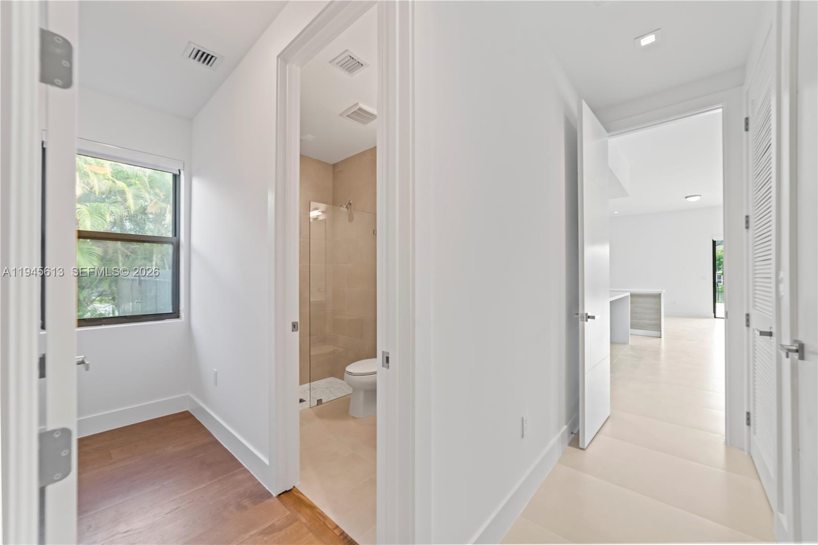 WESTON ESTATES - Residential