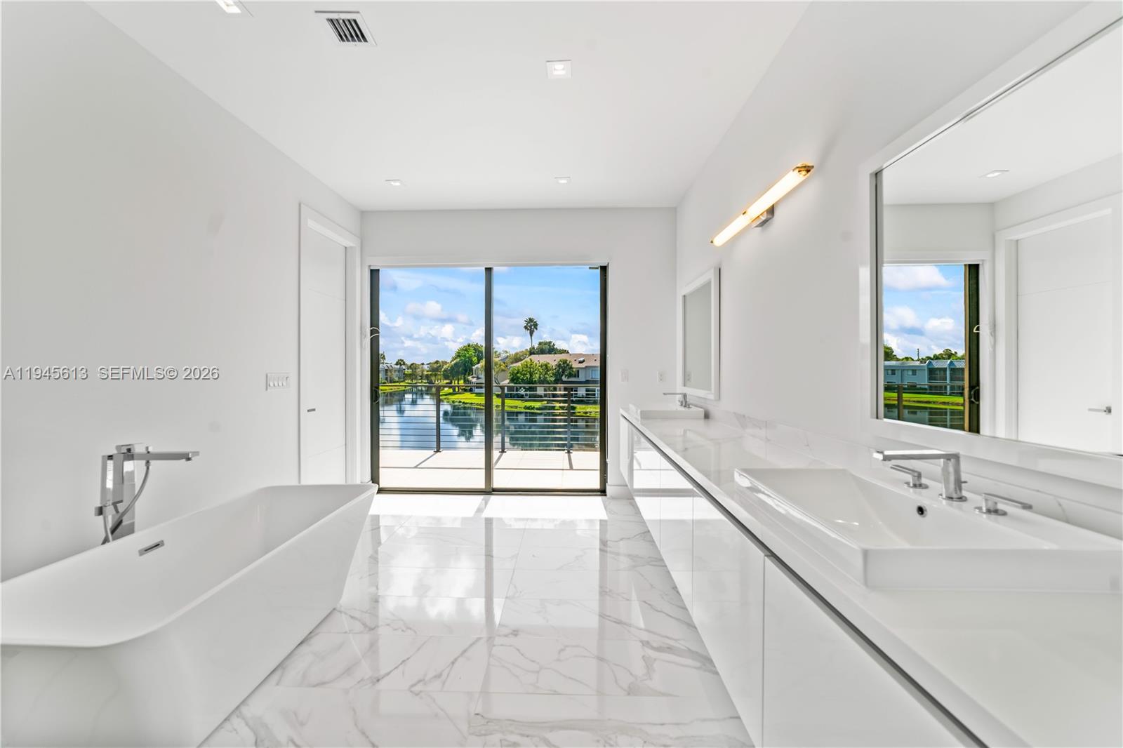 WESTON ESTATES - Residential