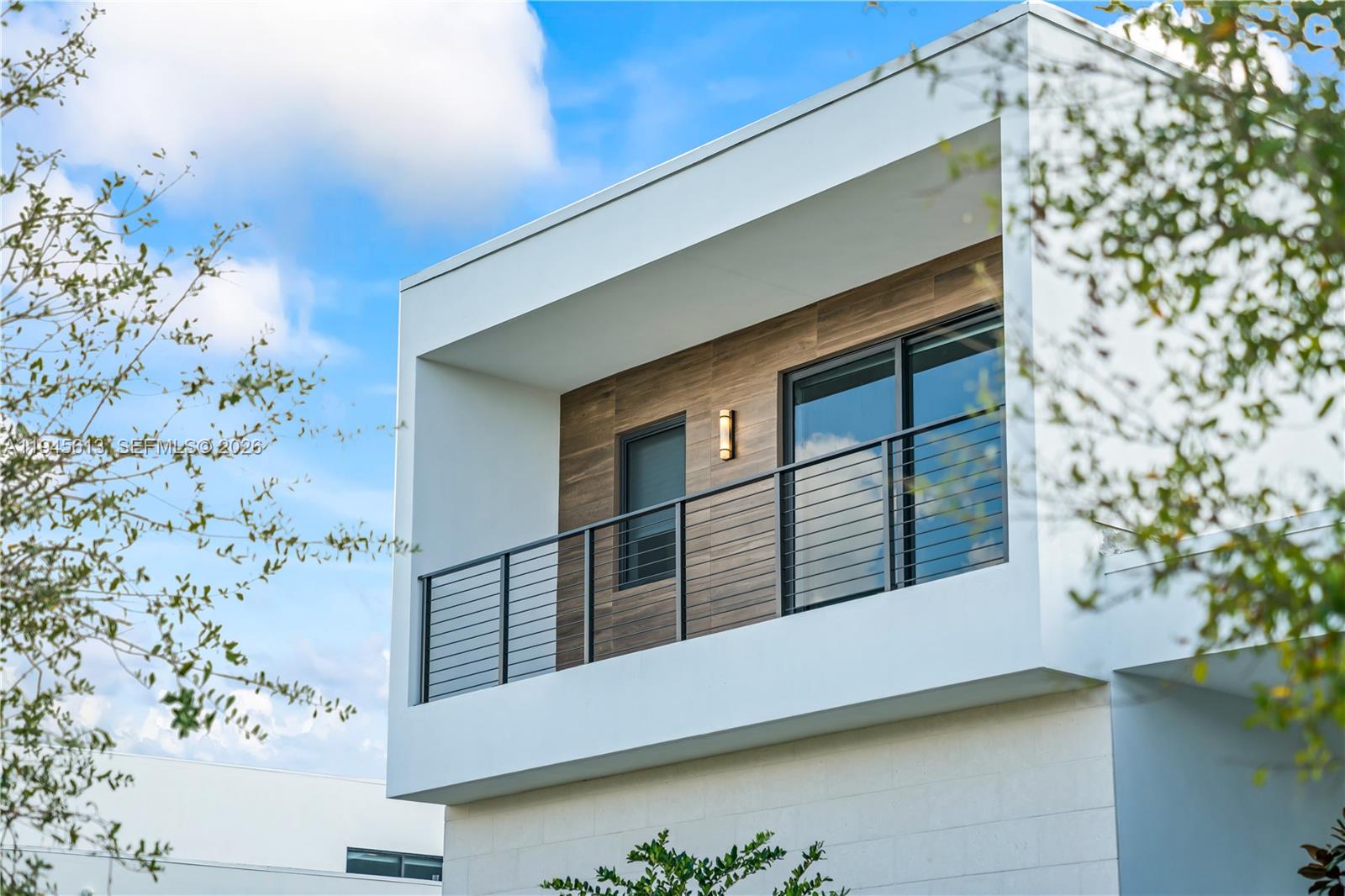 WESTON ESTATES - Residential