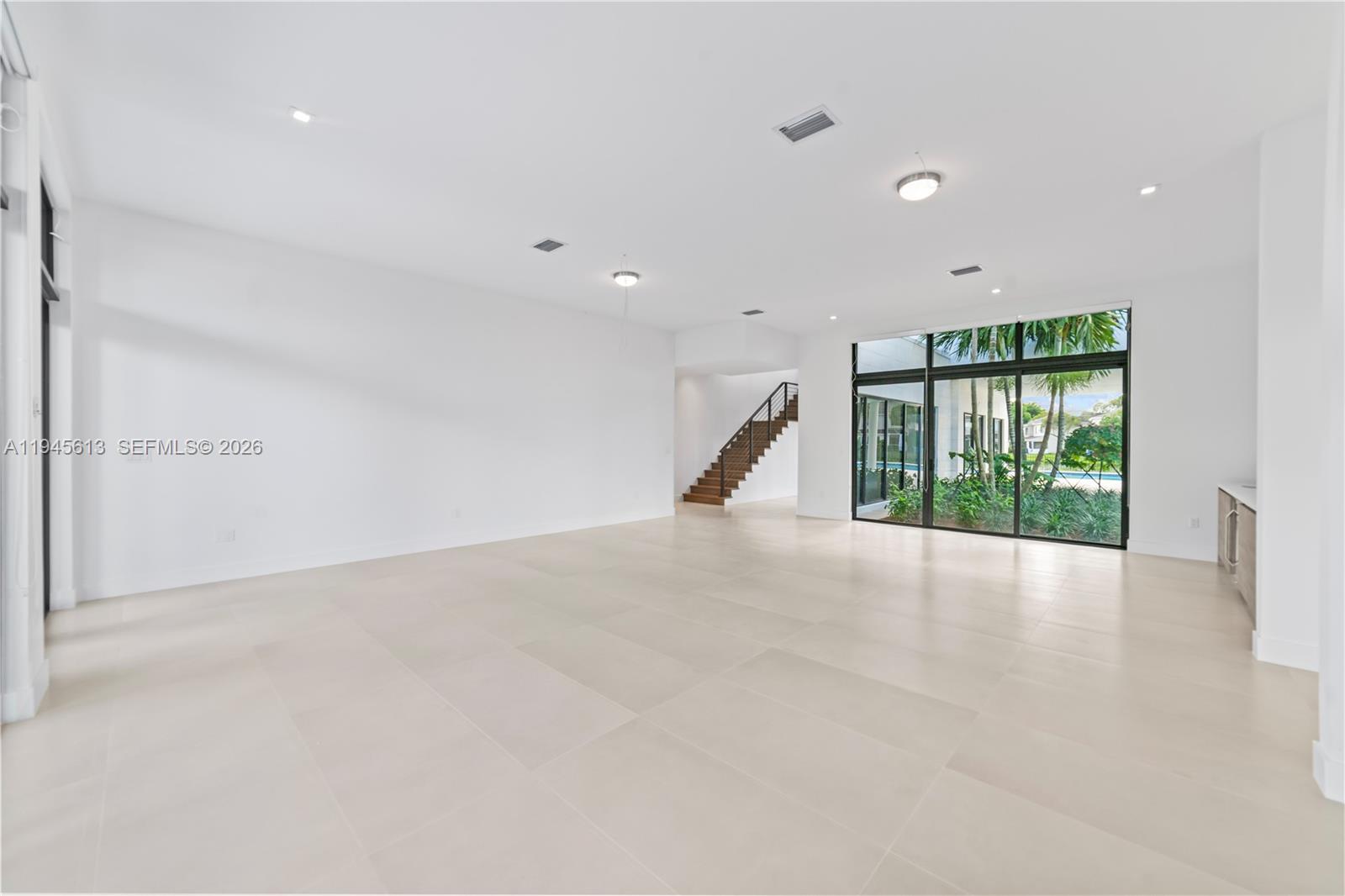 WESTON ESTATES - Residential