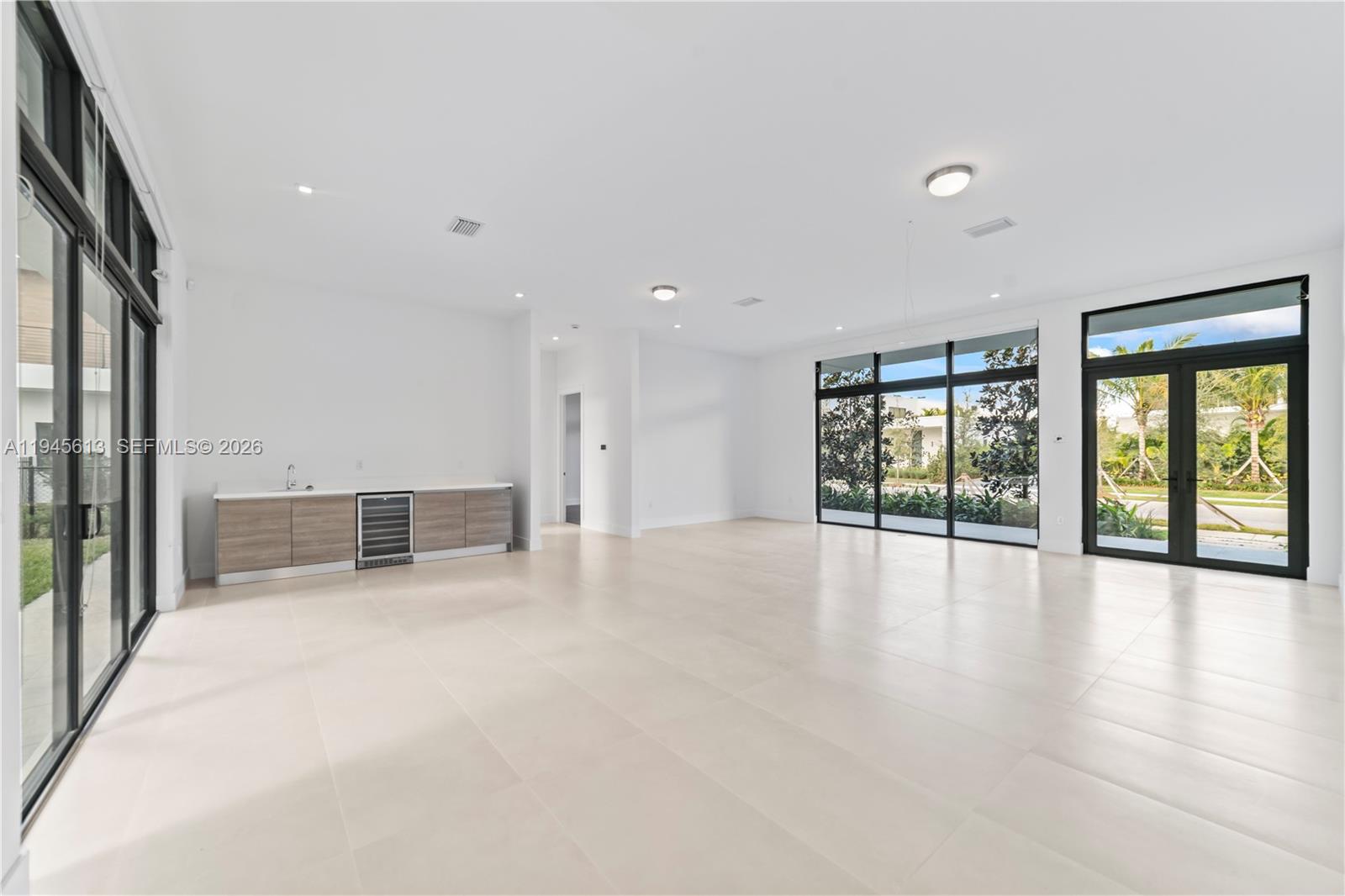 WESTON ESTATES - Residential