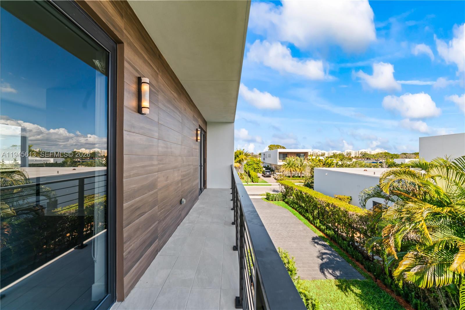 WESTON ESTATES - Residential