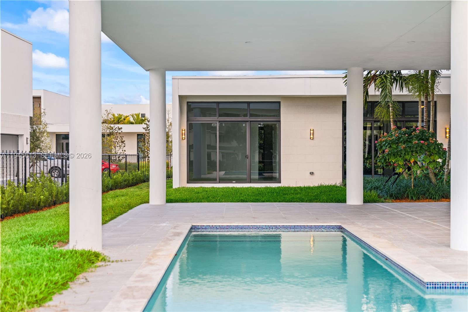 WESTON ESTATES - Residential