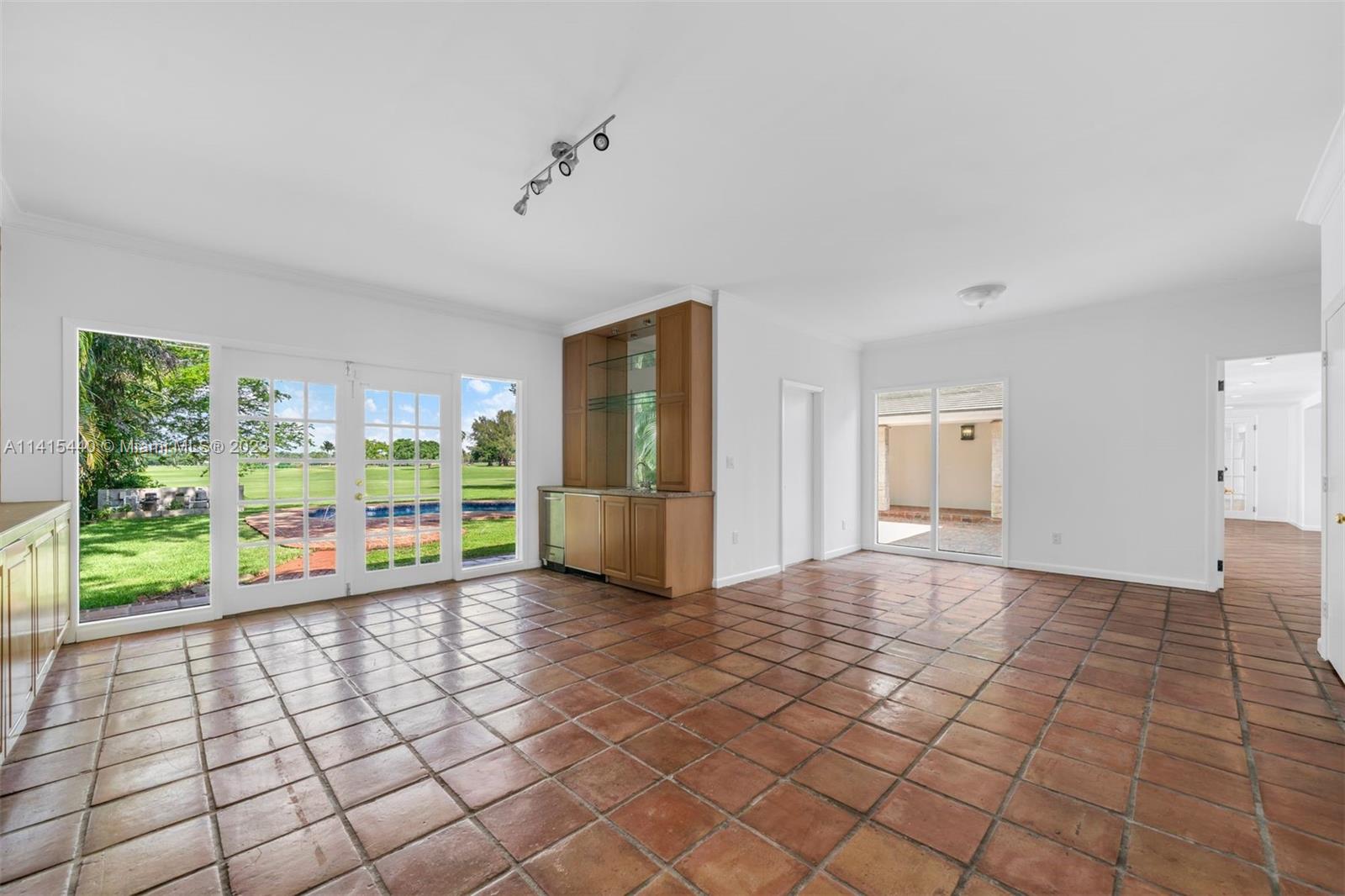 C GAB COUNTRY CLUB SEC 4 - Residential