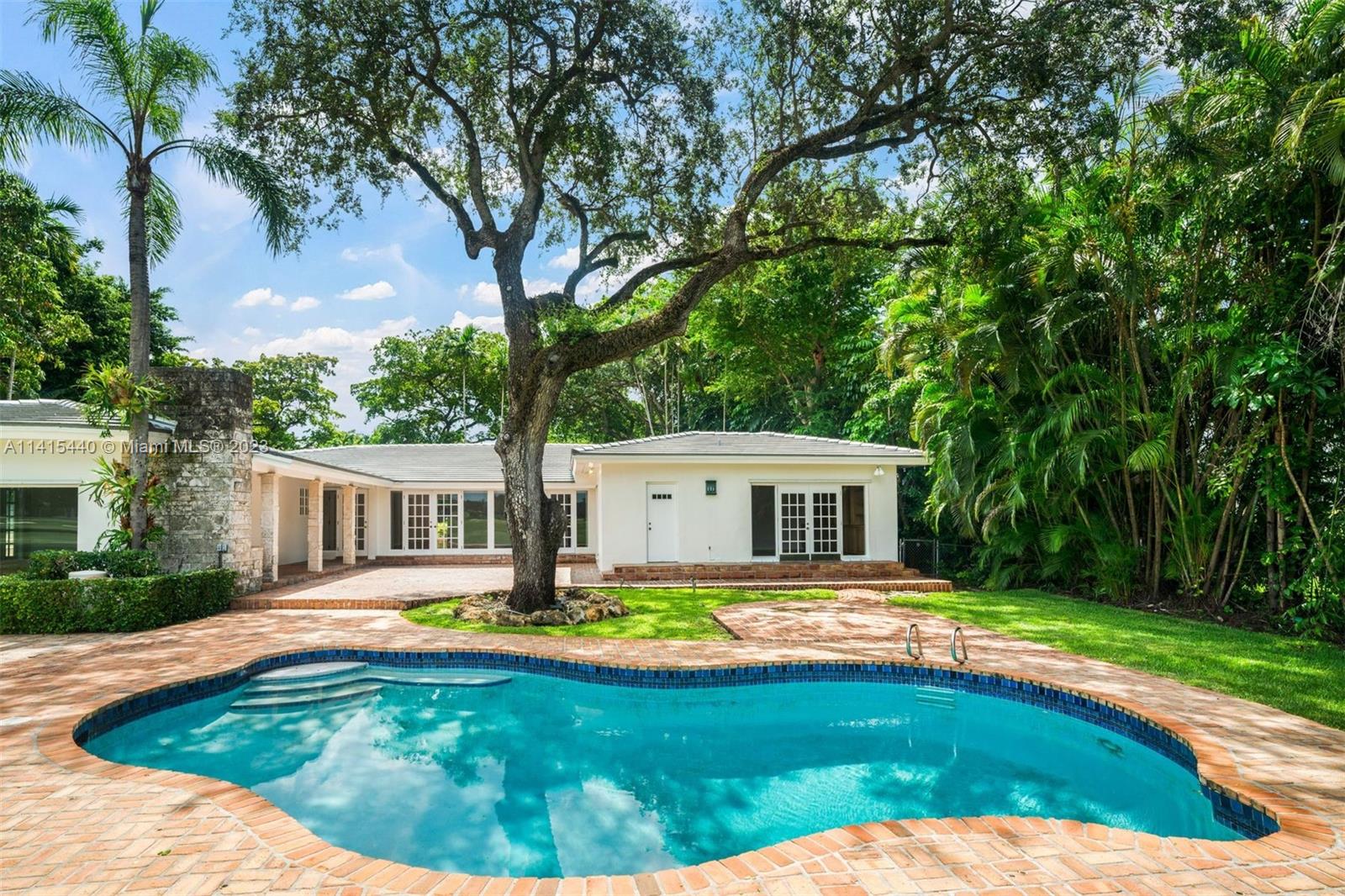 C GAB COUNTRY CLUB SEC 4 - Residential