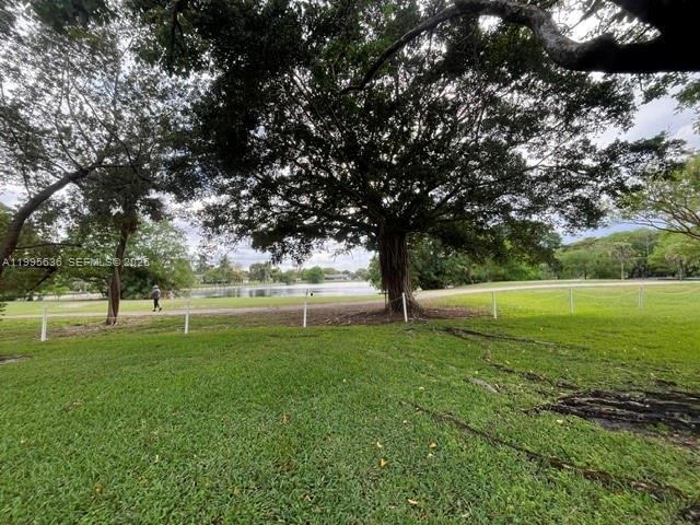 GREENS CONDO APTS PHASE I - Residential