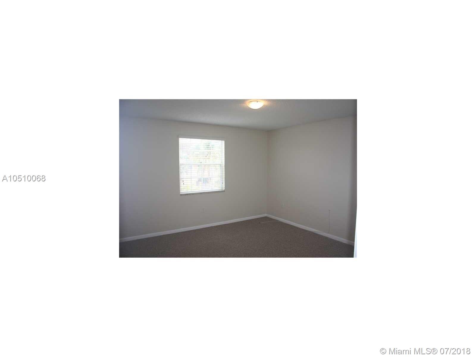 THE MEADOWS OF MIRAMAR PH - Residential Lease