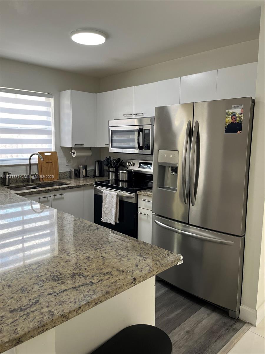 CORAL BAY PARCEL - Residential