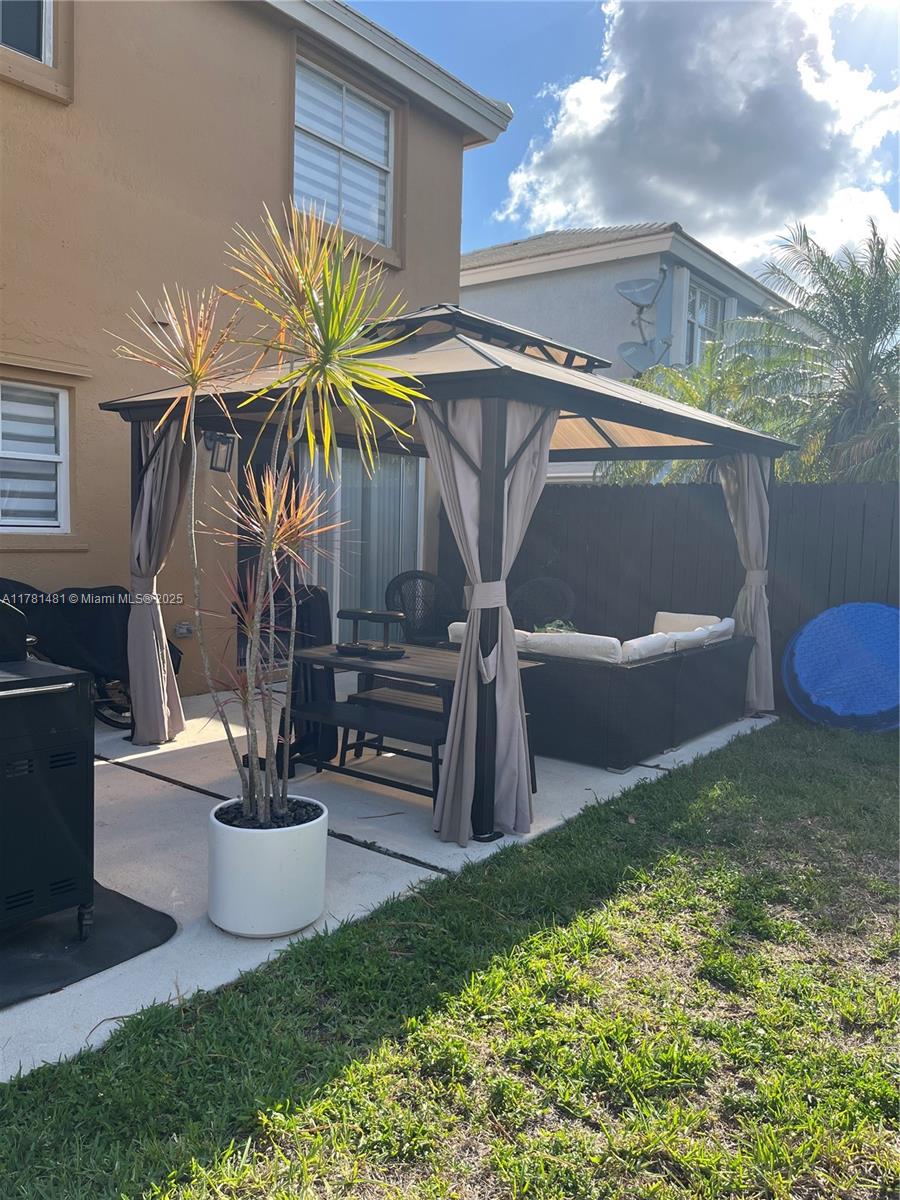CORAL BAY PARCEL - Residential