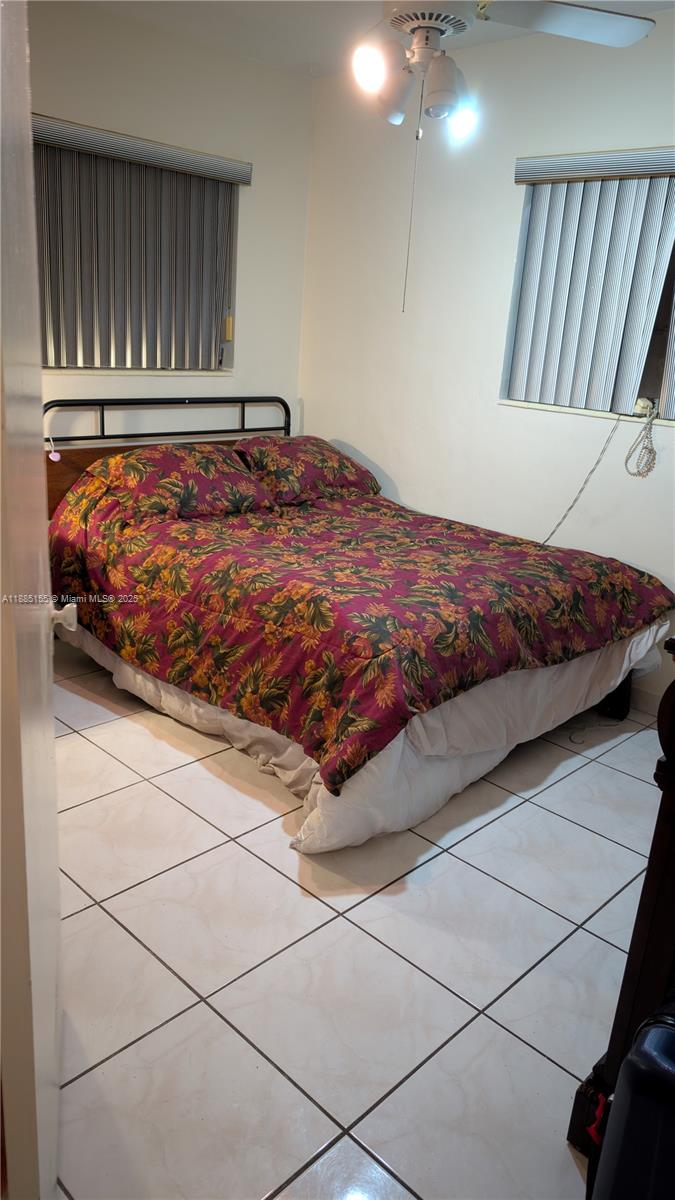 PALM SPRINGS SUB SEC 3 5T - Residential