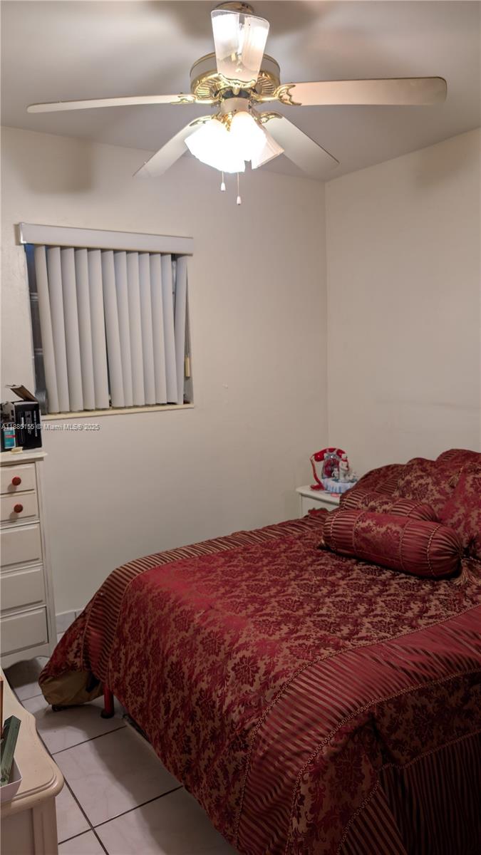 PALM SPRINGS SUB SEC 3 5T - Residential