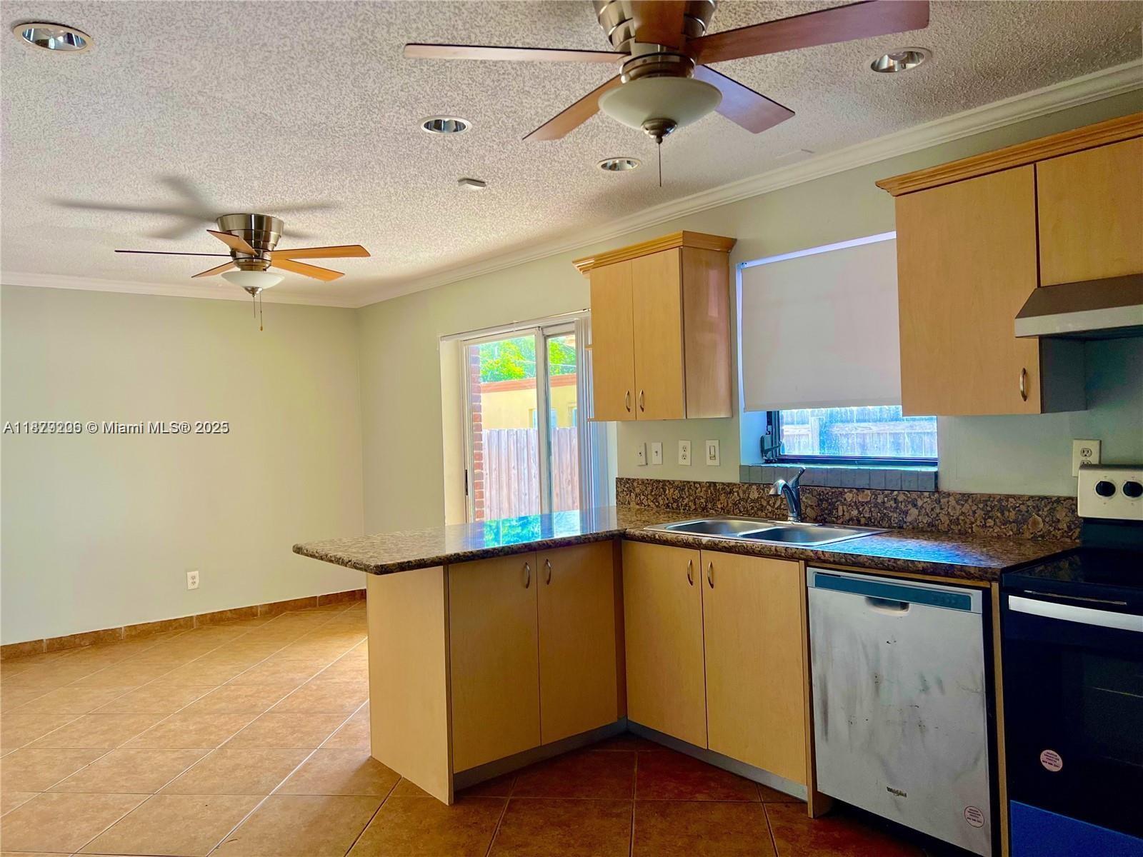 GRACEWOOD - Residential Lease