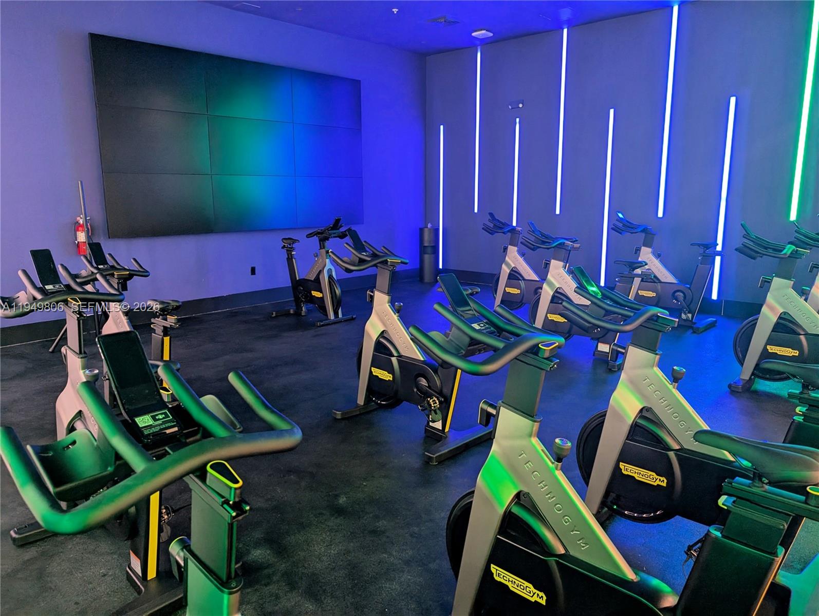 MIDTOWN AT DORAL - Residential