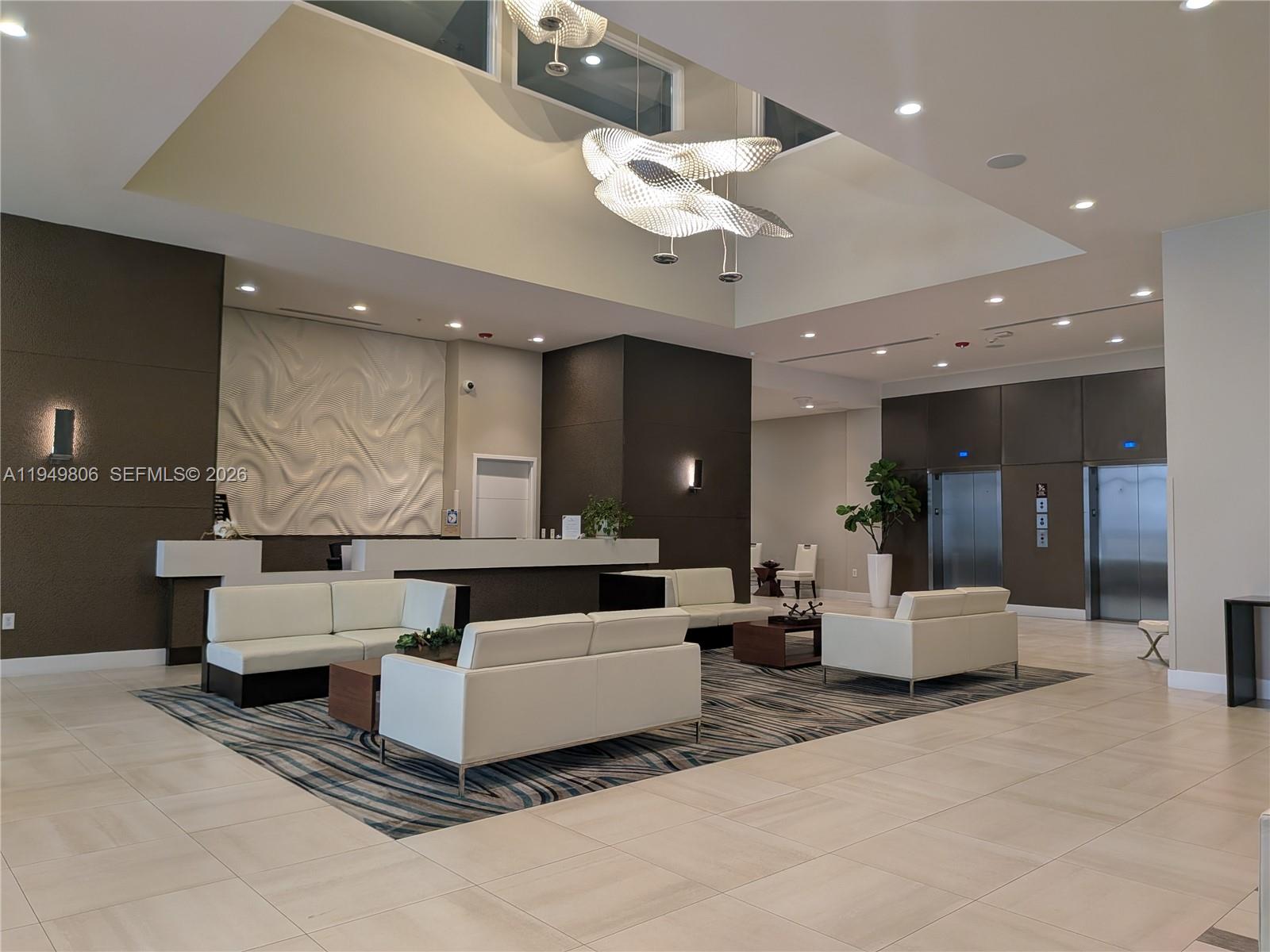 MIDTOWN AT DORAL - Residential