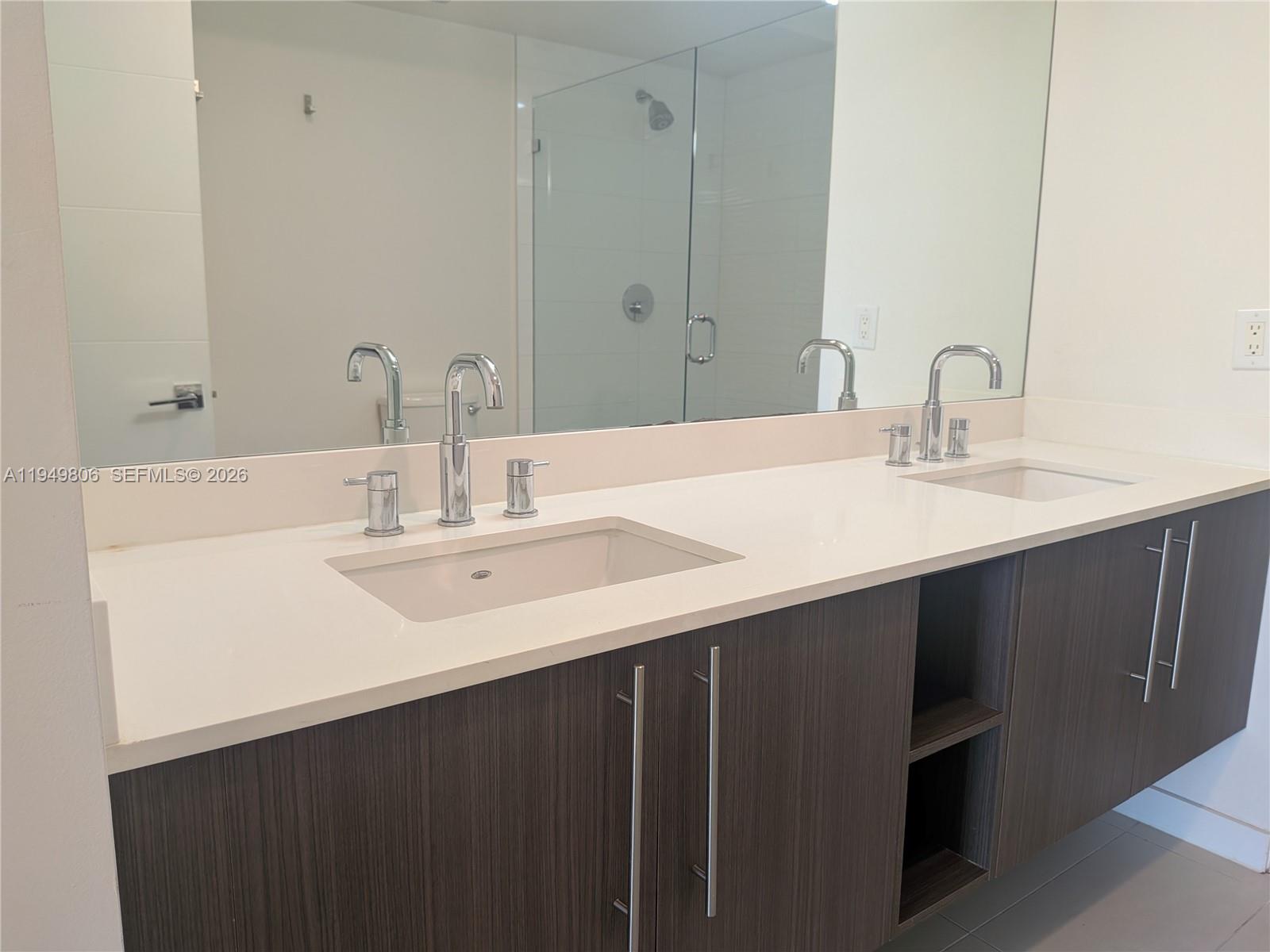 MIDTOWN AT DORAL - Residential