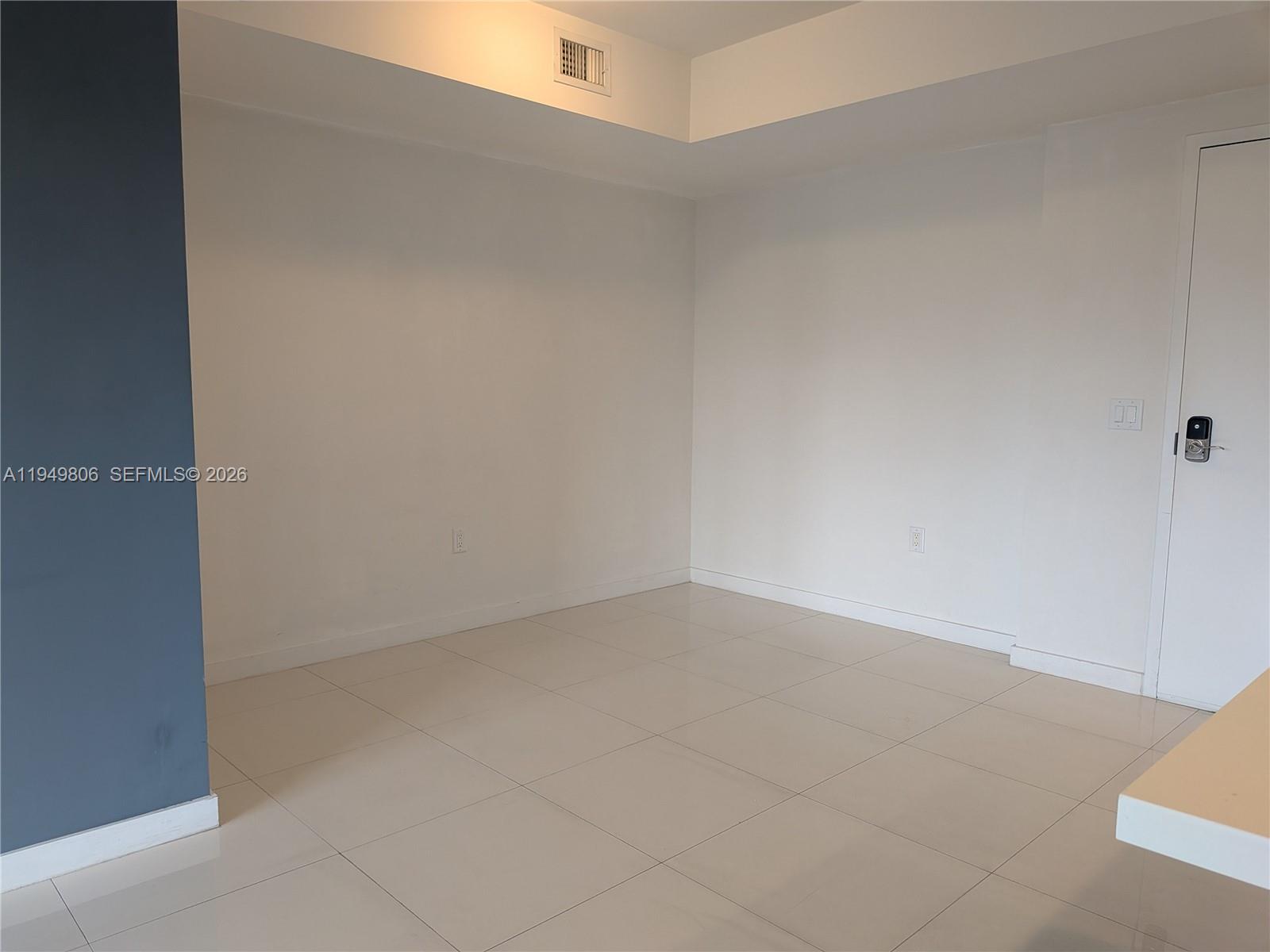 MIDTOWN AT DORAL - Residential