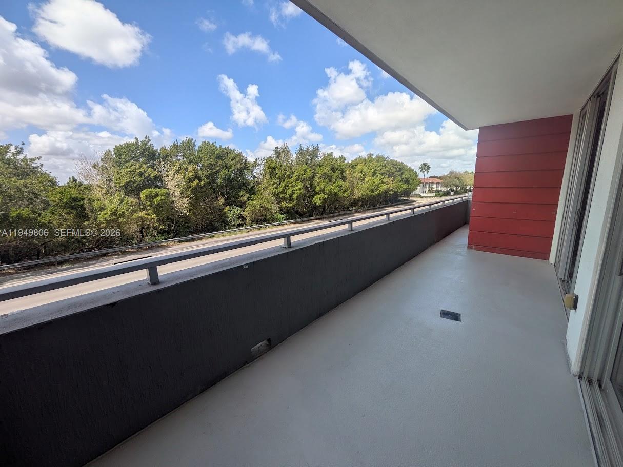 MIDTOWN AT DORAL - Residential