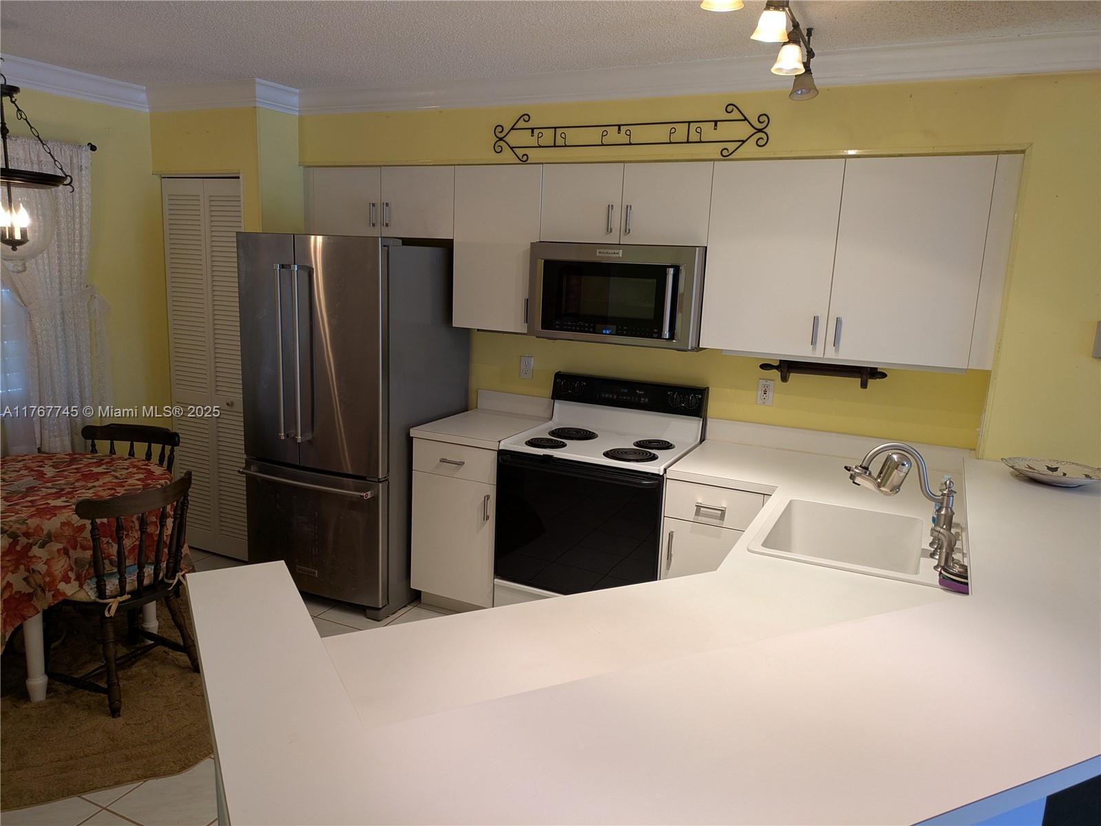 2334 S Cypress Bend Dr 602