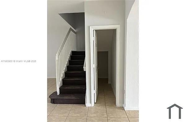 SHOMA TOWNHOMES AT KEYSCO - Residential Lease