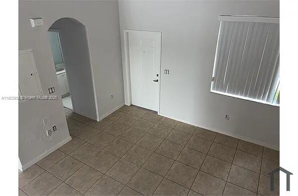 SHOMA TOWNHOMES AT KEYSCO - Residential Lease