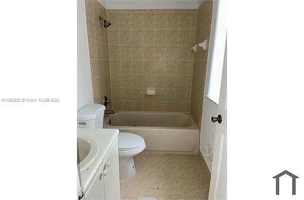 SHOMA TOWNHOMES AT KEYSCO - Residential Lease