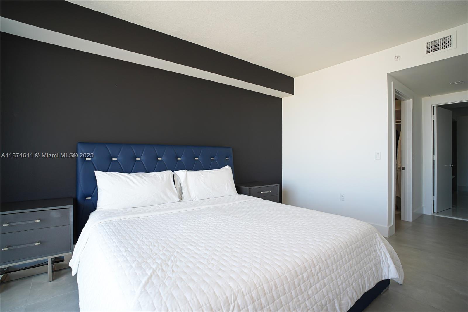 PARQUE TOWERS CONDO - Residential