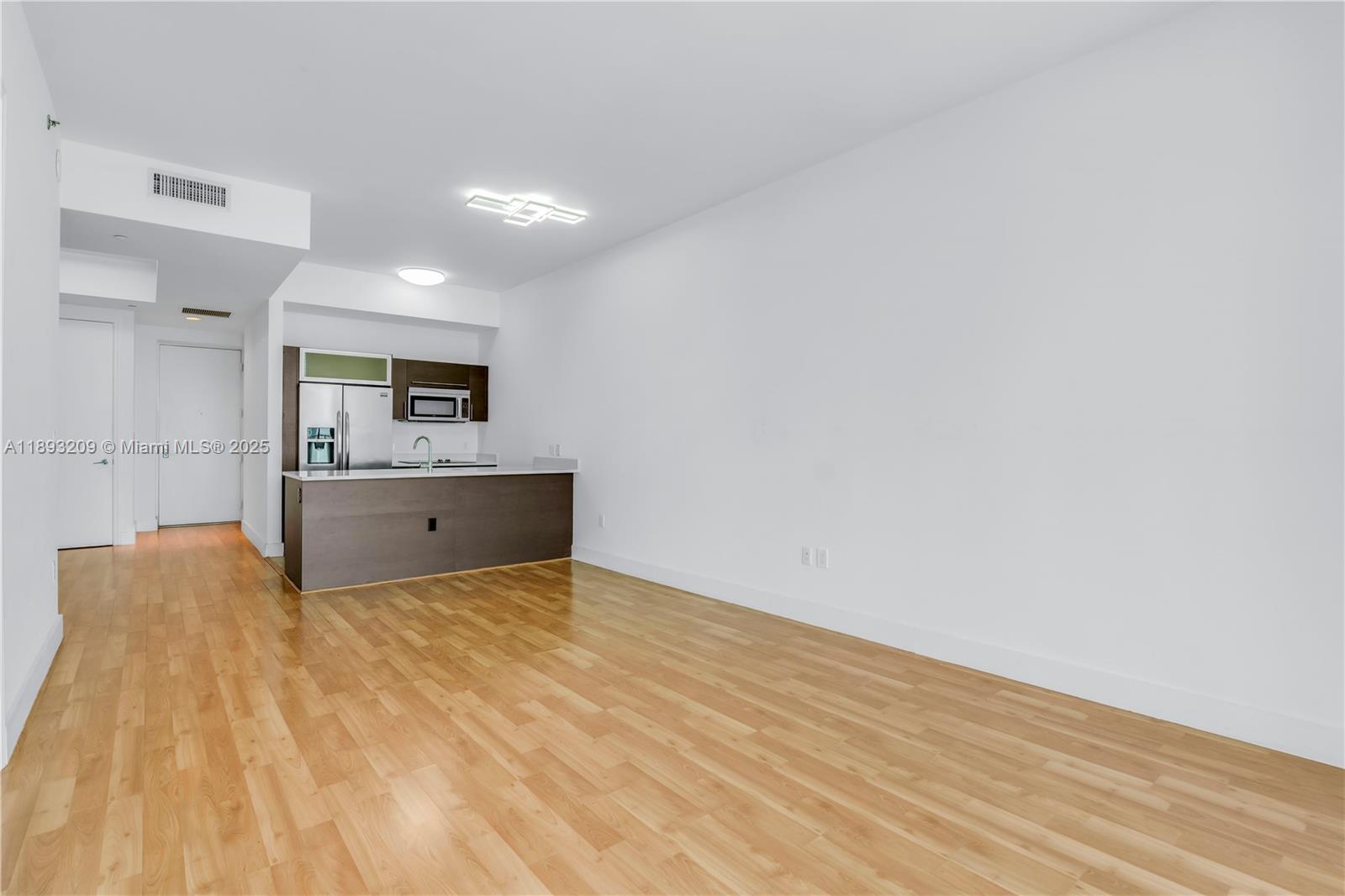 500 BRICKELL WEST CONDO - Residential Lease