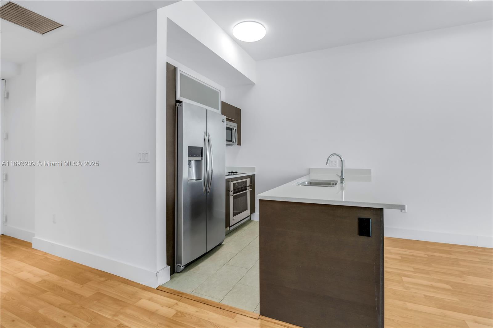 500 BRICKELL WEST CONDO - Residential Lease