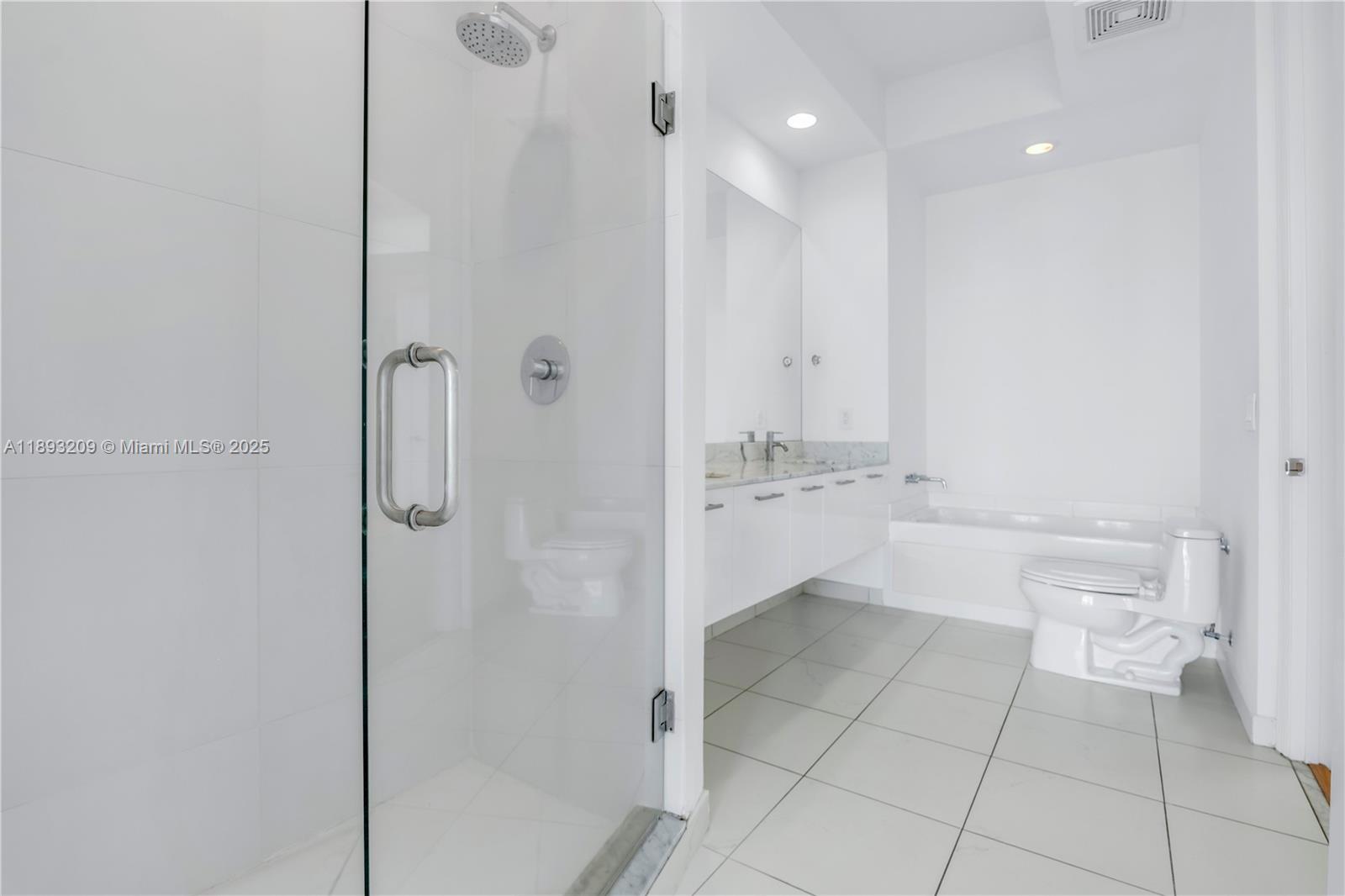 500 BRICKELL WEST CONDO - Residential Lease