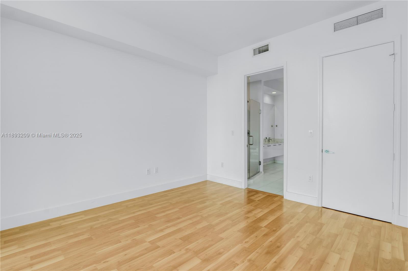 500 BRICKELL WEST CONDO - Residential Lease