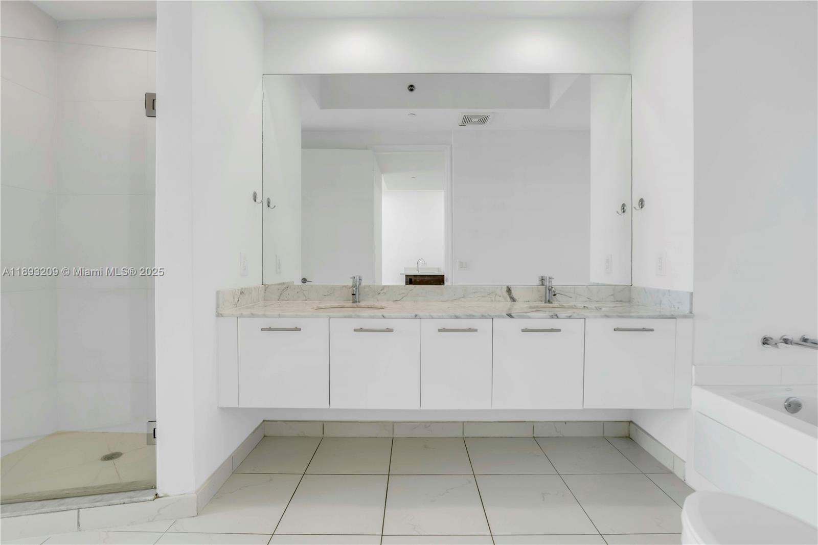 500 BRICKELL WEST CONDO - Residential Lease