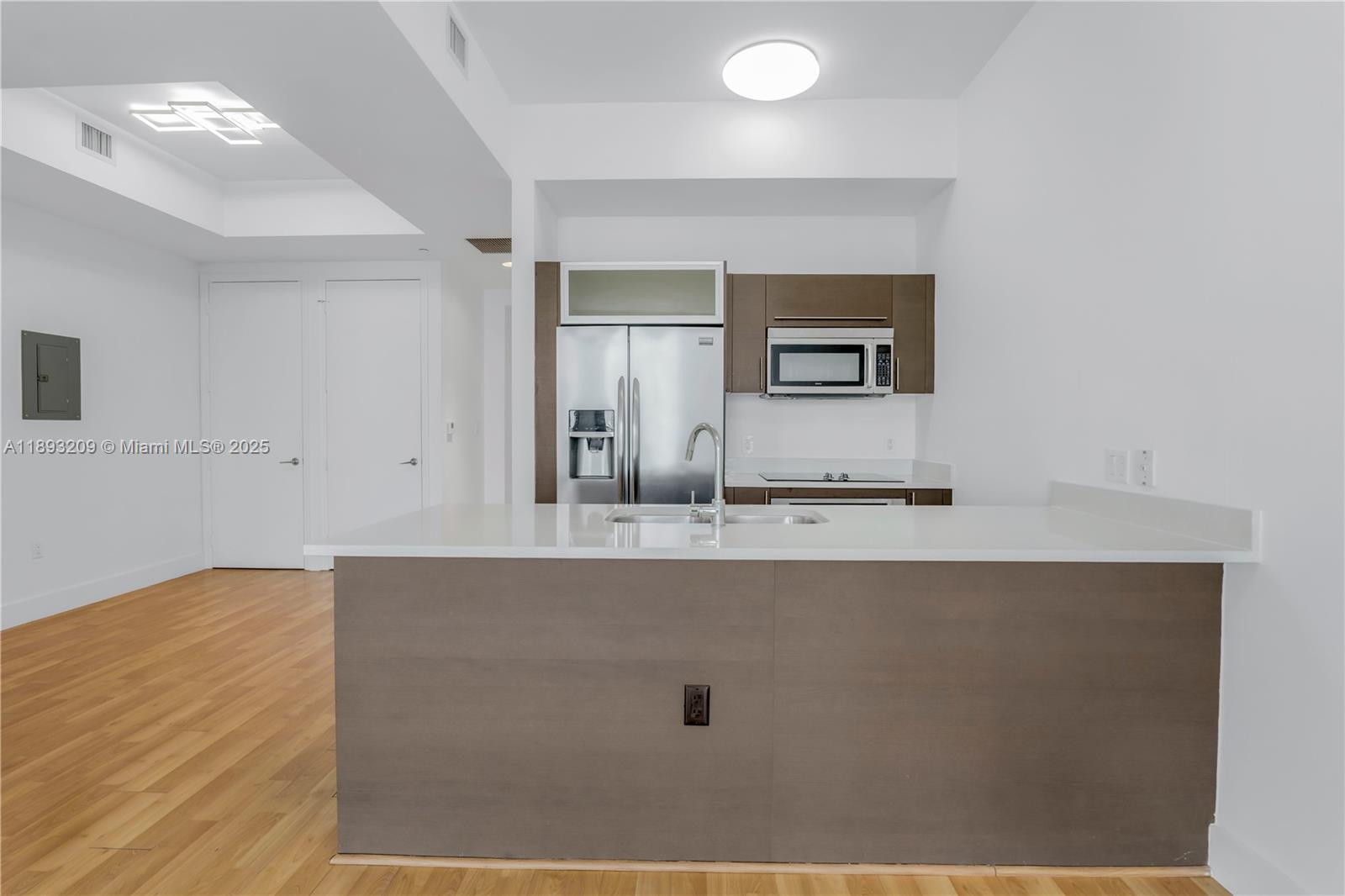 500 BRICKELL WEST CONDO - Residential Lease