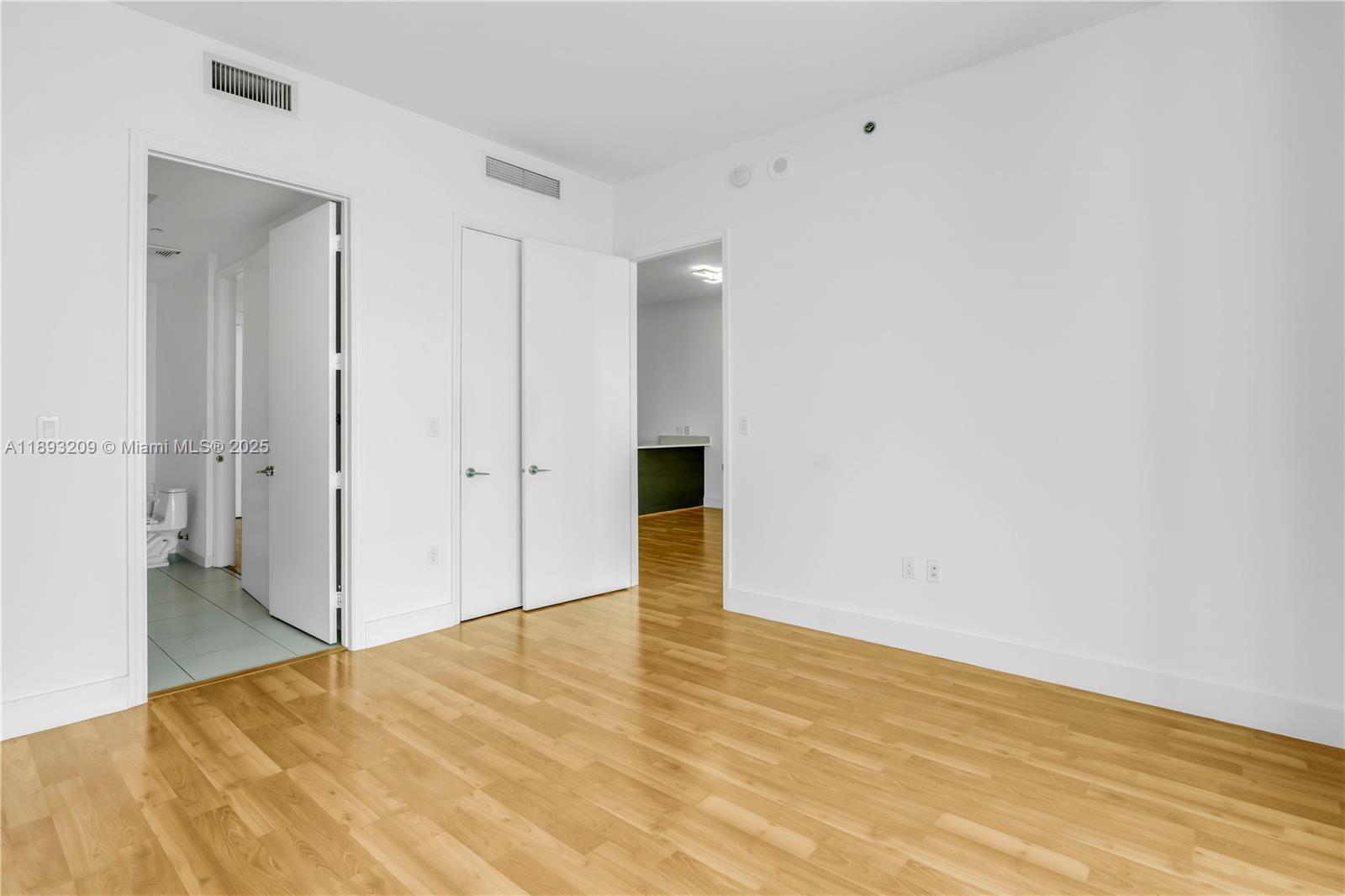 500 BRICKELL WEST CONDO - Residential Lease