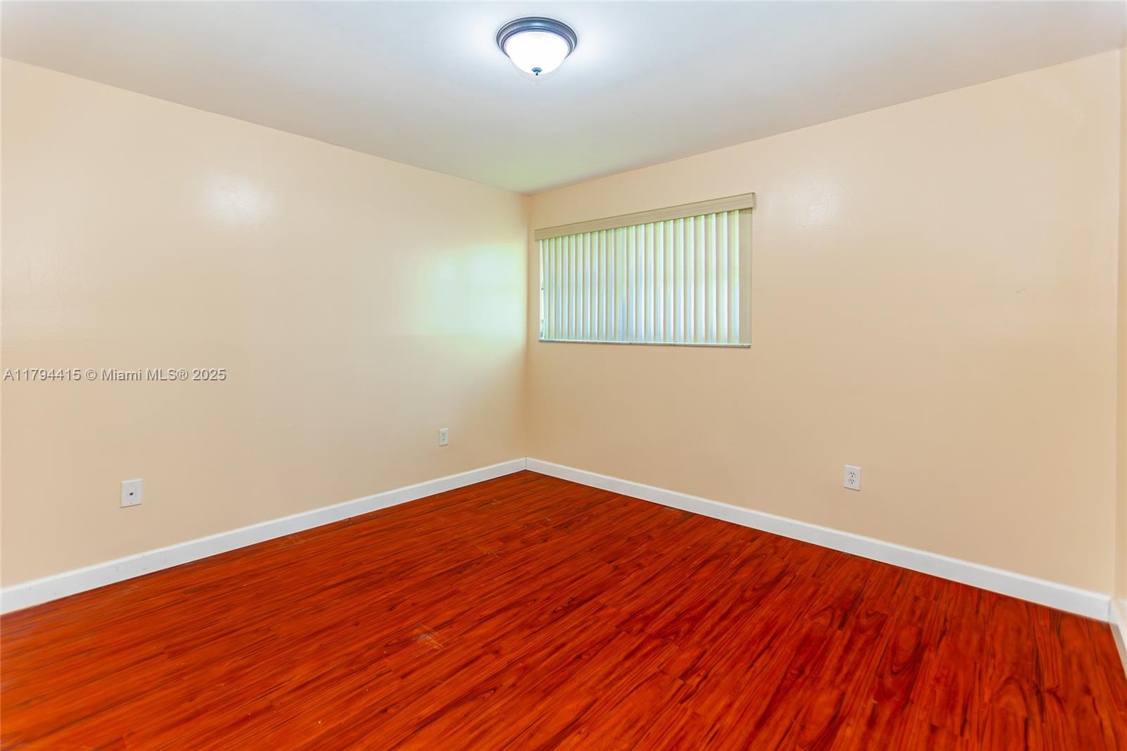 1613 NW 16 ST CONDO - Residential