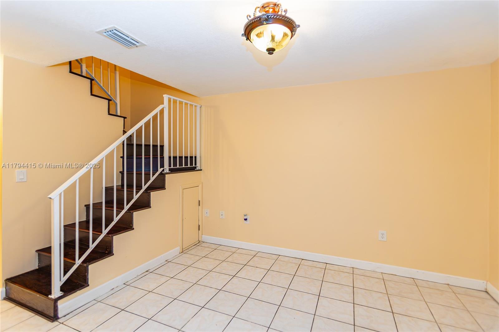 1613 NW 16 ST CONDO - Residential