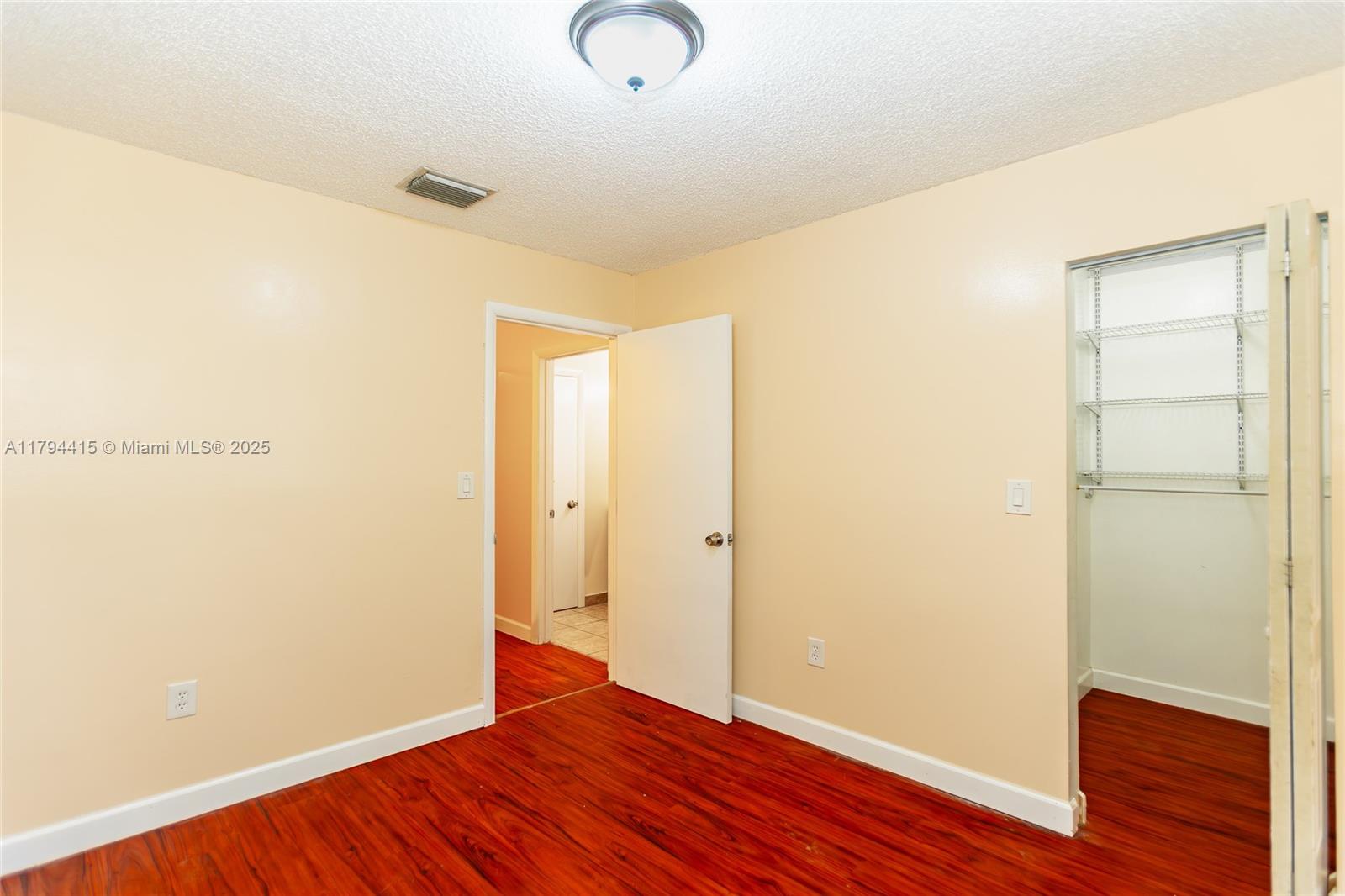 1613 NW 16 ST CONDO - Residential