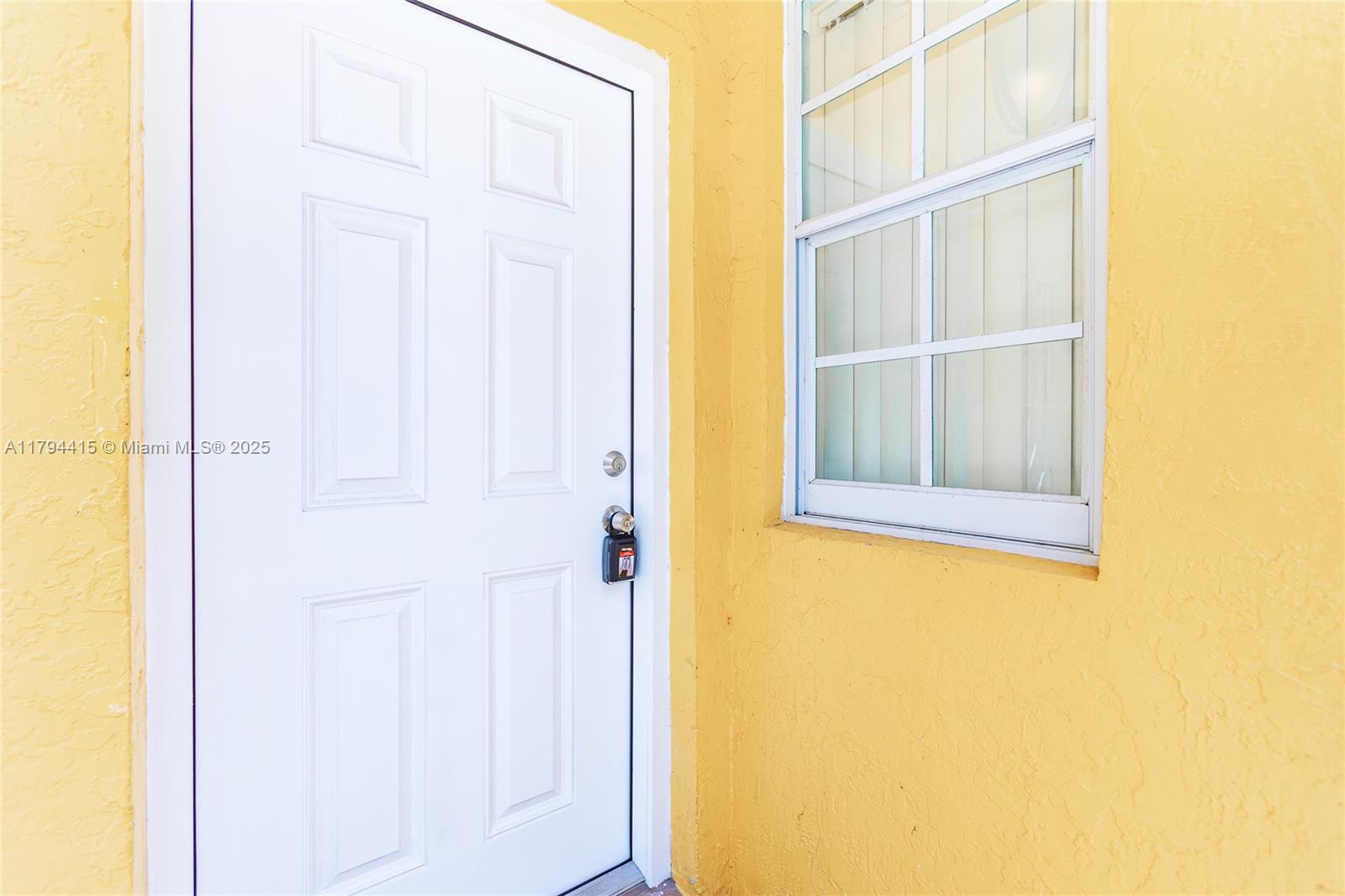 1613 NW 16 ST CONDO - Residential