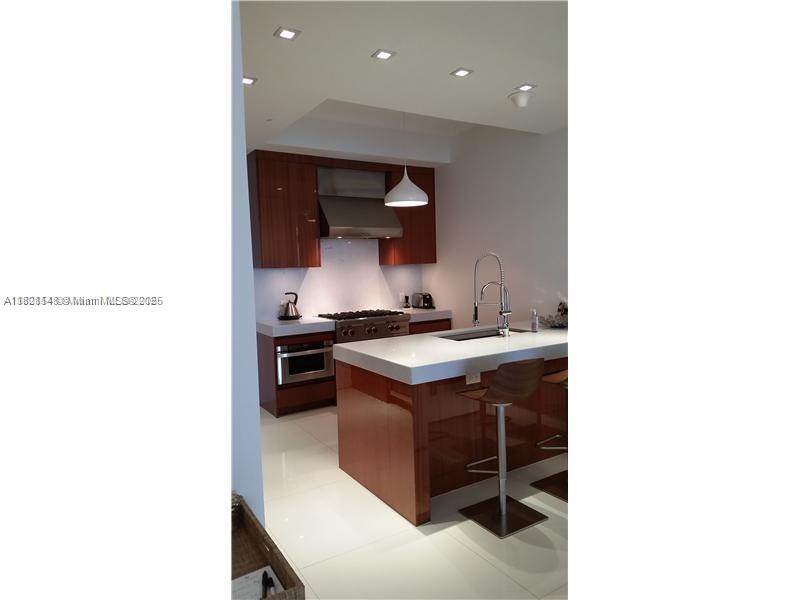 BAL HARBOUR NORTH SOUTH C - Residential Lease