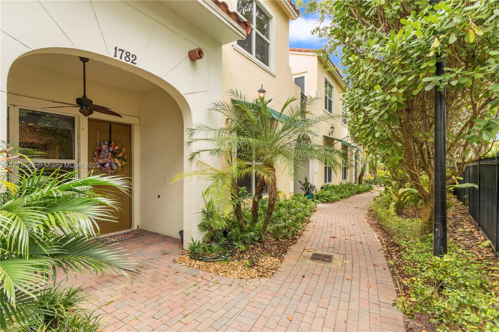 Property for Sale at 1782 Nw 124th Pl, Pembroke Pines, Miami-Dade County, Florida - Bedrooms: 3 
Bathrooms: 3  - $575,000