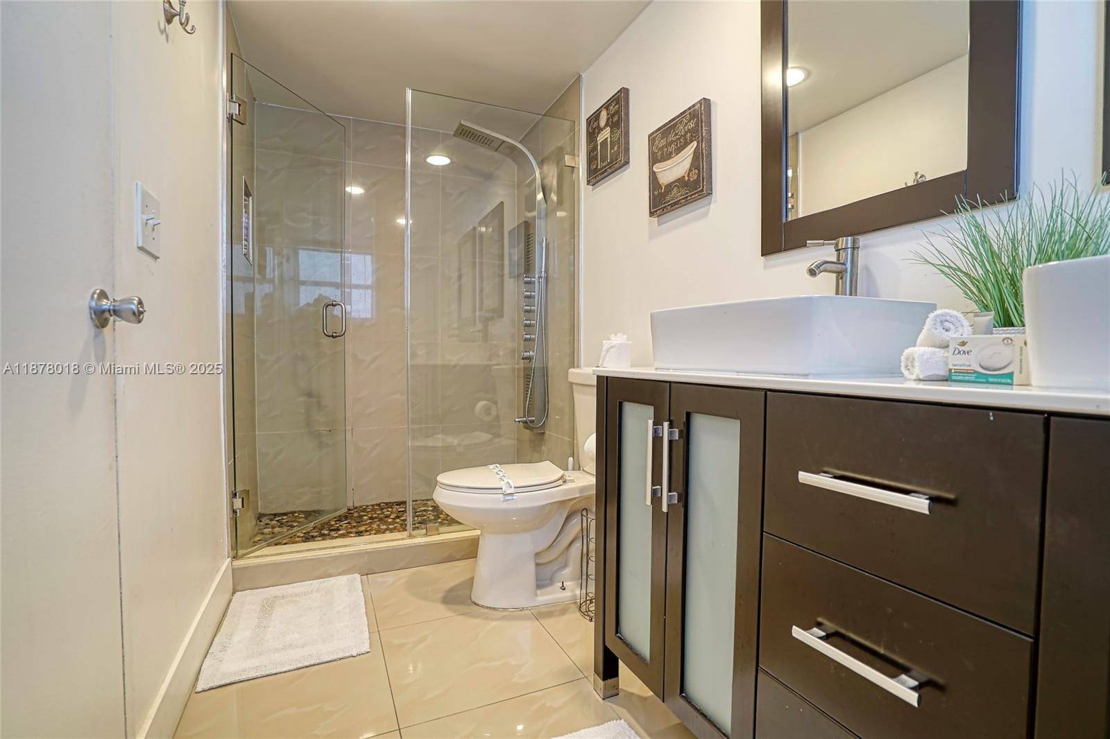 SIAN OCEAN RESIDENCES CON - Residential