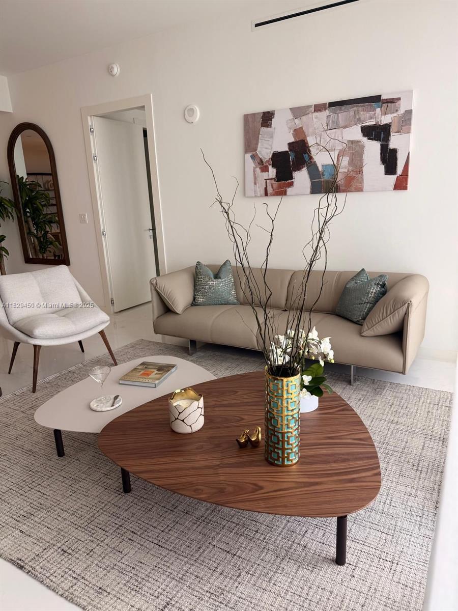 300 Biscayne Boulevard Way 5009W