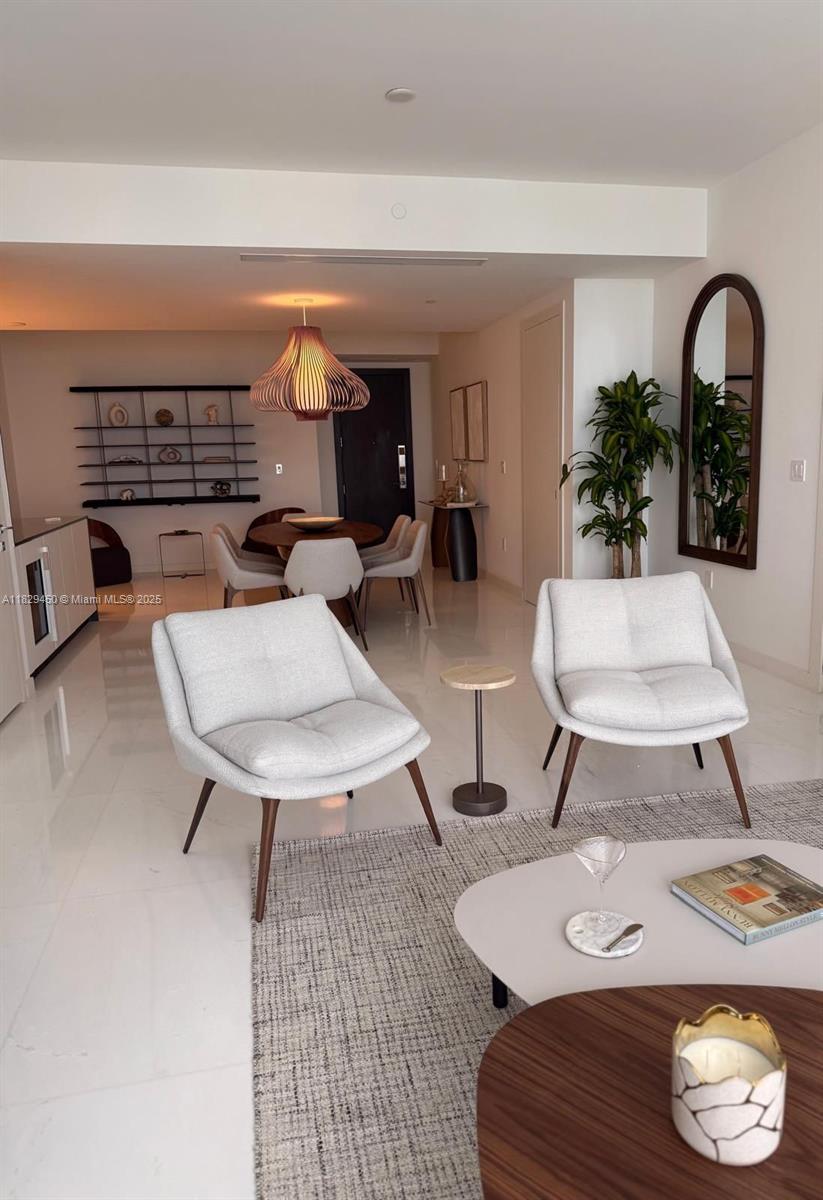 300 Biscayne Boulevard Way 5009W