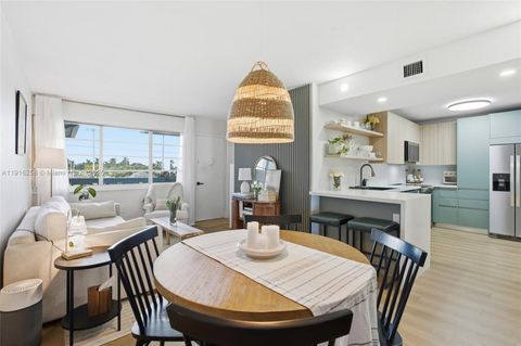 Photo of 1100 11th St #405, Miami Beach, FL 33139 (MLS # A11916258)