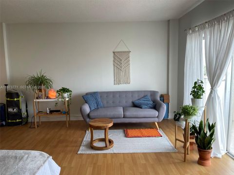 Pet Friendly Condos in Miami-Dade County 18 1455 N Treasure Dr 6D North Bay Village FL 33141