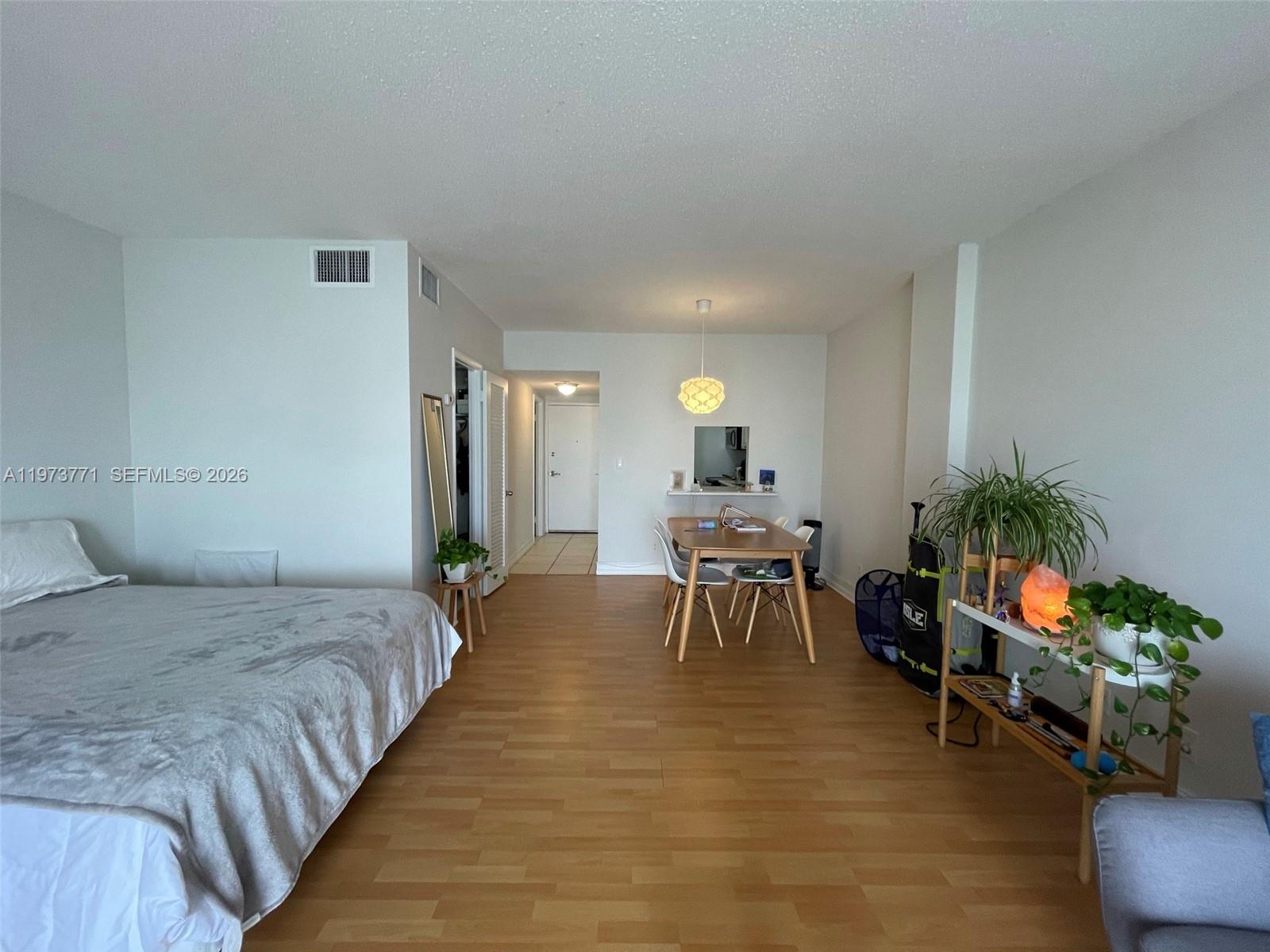 ISLAND PLACE AT NORTH BAY - Residential