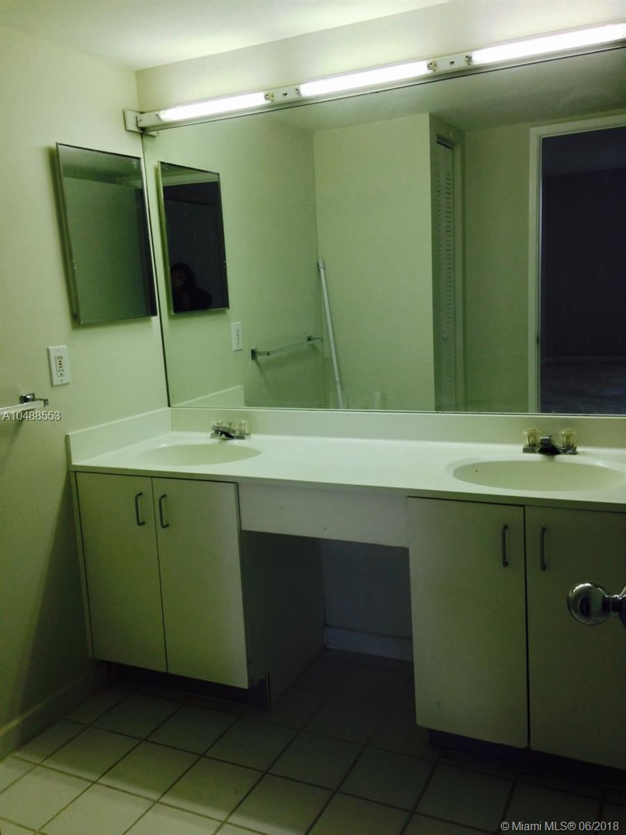 Parc Central Aventura East - Residential Lease