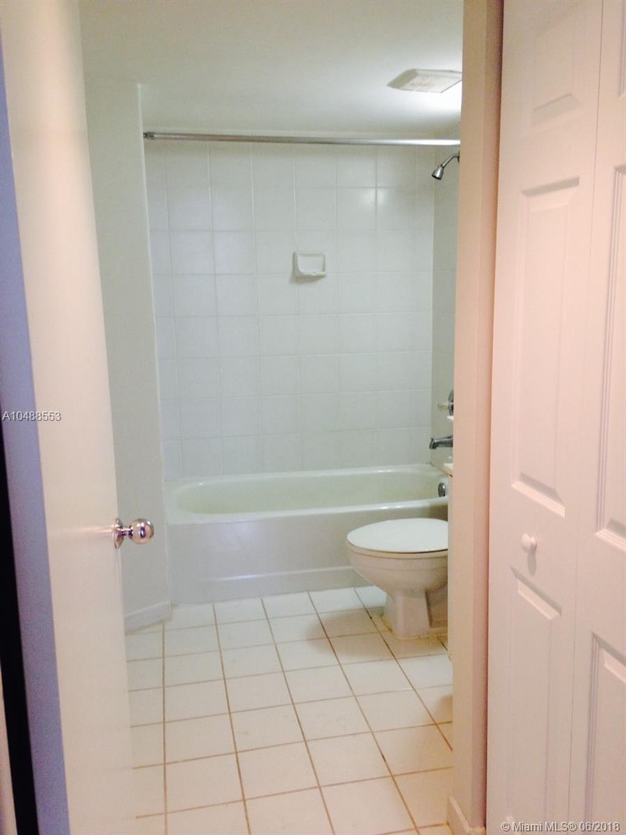 Parc Central Aventura East - Residential Lease