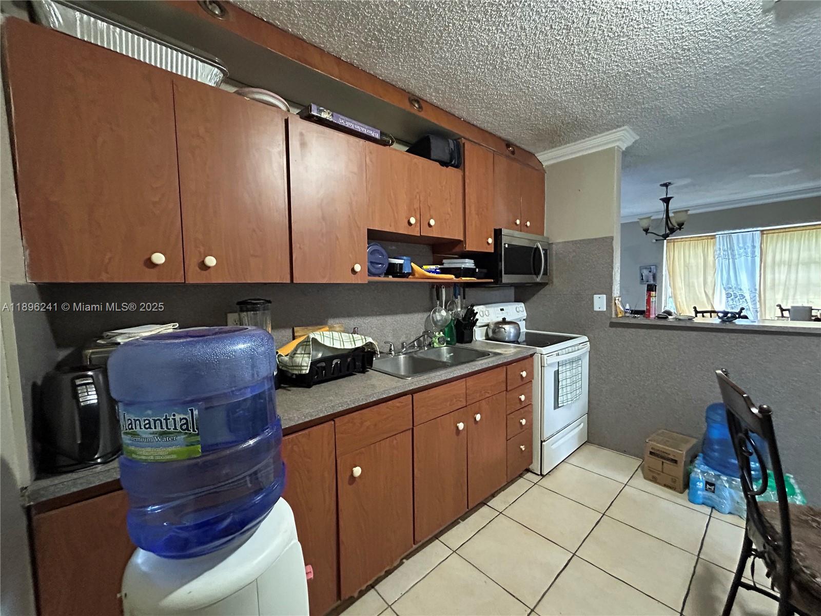 BREEZE HAVEN - Residential