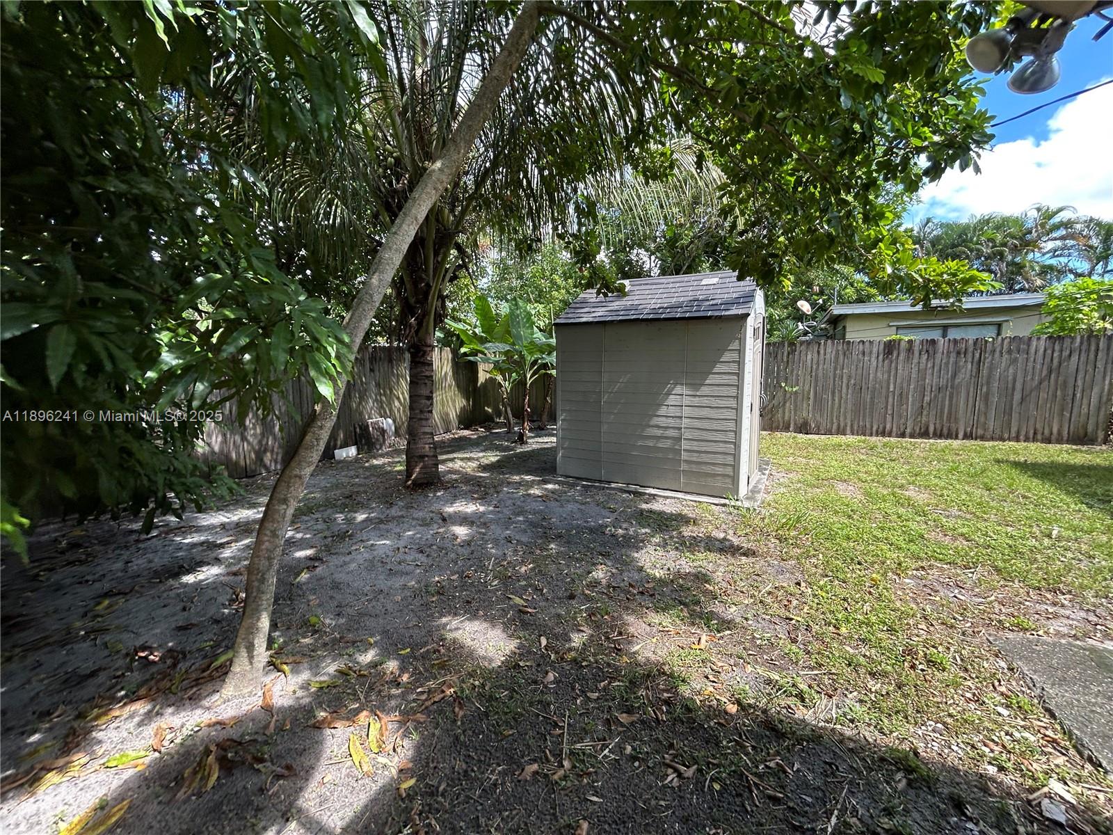 BREEZE HAVEN - Residential