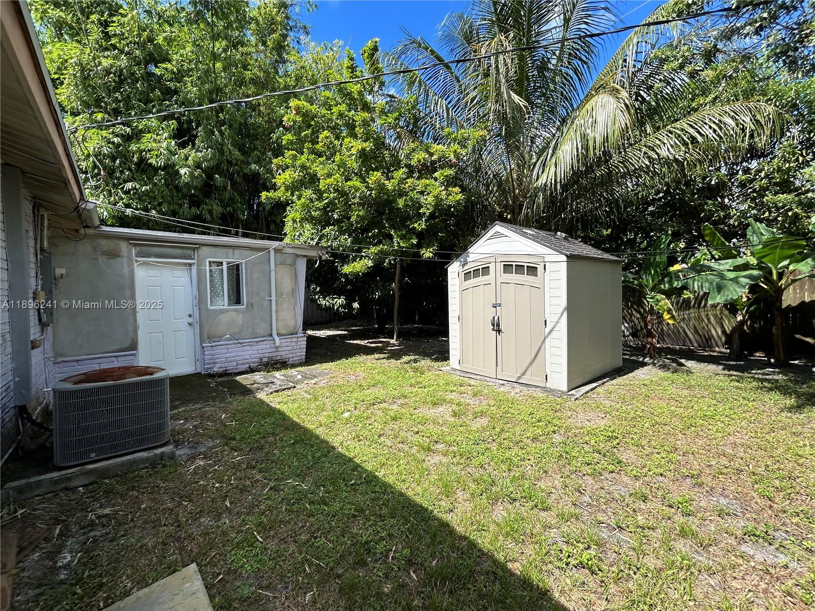 BREEZE HAVEN - Residential